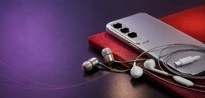 Kelebihan Earphone Kabel Dibanding TWS untuk Aktivitas Harian
